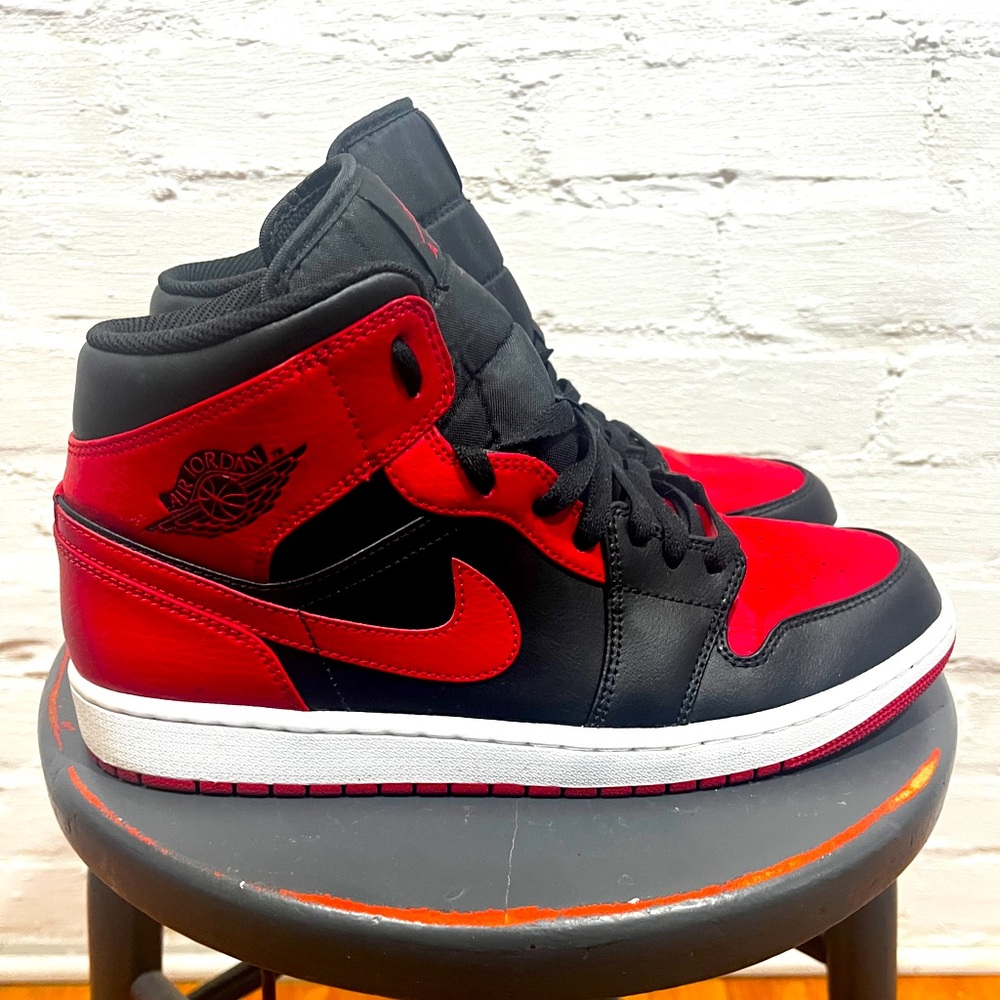 Air Jordan 1 Mid Banned Size 11. Gently used. Does not come with original box.